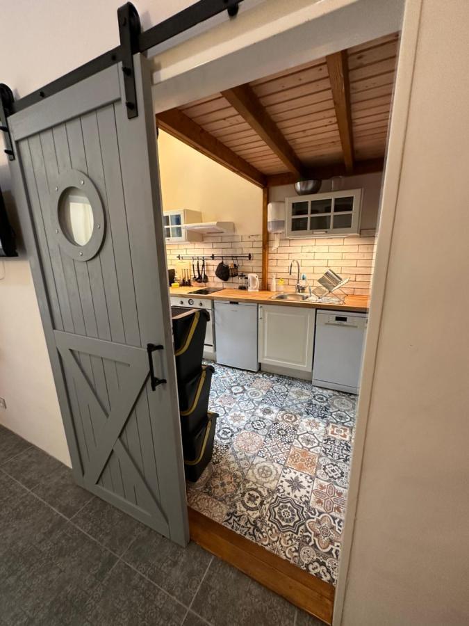 Cozy New Loft Apartment Praga Exterior foto