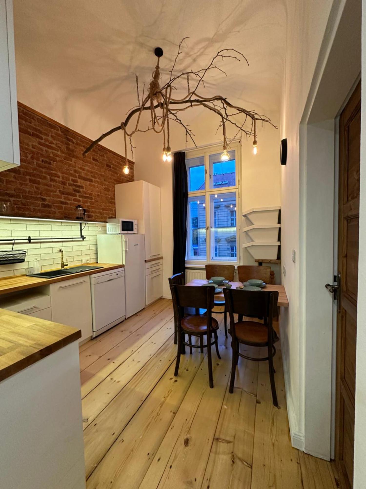 Cozy New Loft Apartment Praga Exterior foto